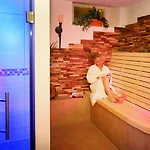 Wellnesshotel Rothfuss Mit Und 2 Schwimmbaedern Hotel Bad Wildbad