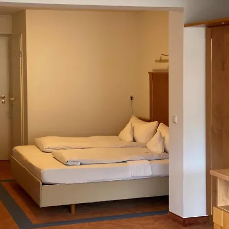 Wellnesshotel Rothfuss Mit Und 2 Schwimmbaedern
