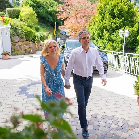 Wellnesshotel Rothfuss Mit Und 2 Schwimmbaedern Szálloda Bad Wildbad