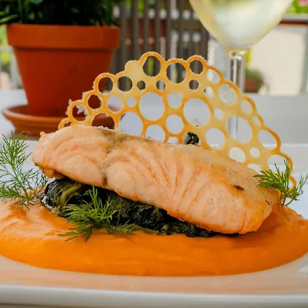 Wellnesshotel Rothfuss Mit Und 2 Schwimmbaedern 4*