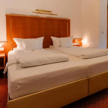 Wellnesshotel Rothfuss Mit Und 2 Schwimmbaedern Hotel