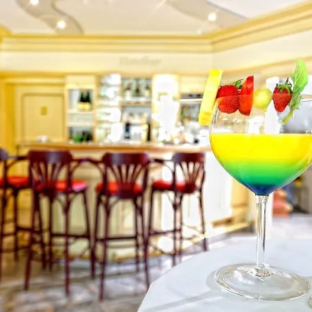 Wellnesshotel Rothfuss Mit Und 2 Schwimmbaedern Szálloda Bad Wildbad