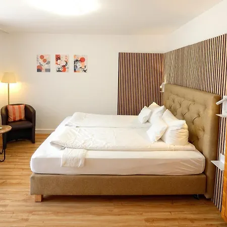 Hotel Wellnesshotel Rothfuss Mit Und 2 Schwimmbaedern