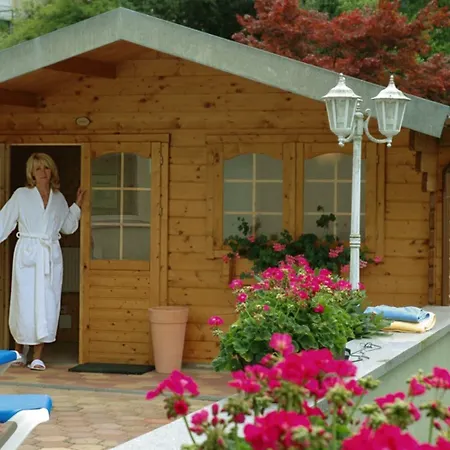 Wellnesshotel Rothfuss Mit Und 2 Schwimmbaedern Hotel 4*
