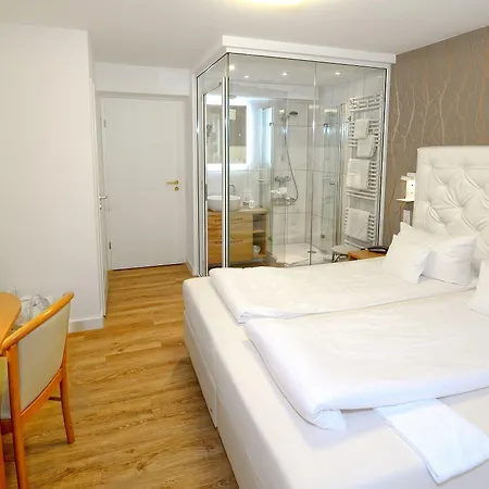 Wellnesshotel Rothfuss Mit Und 2 Schwimmbaedern