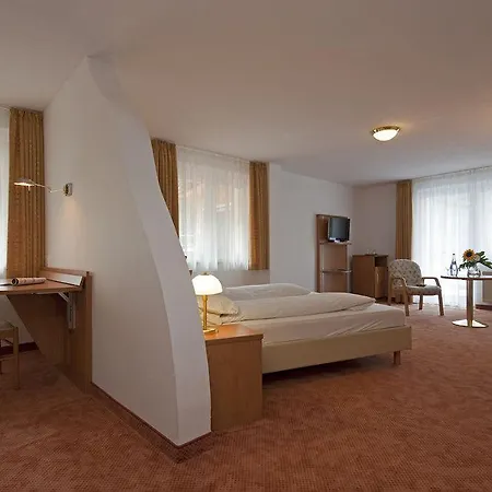 Wellnesshotel Rothfuss Mit Und 2 Schwimmbaedern 4* Bad Wildbad