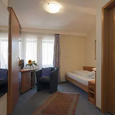 Wellnesshotel Rothfuss Mit Und 2 Schwimmbaedern Hotel