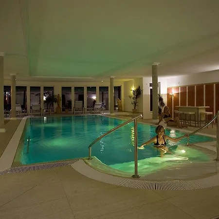 Wellnesshotel Rothfuss Mit Und 2 Schwimmbaedern Hotel Bad Wildbad