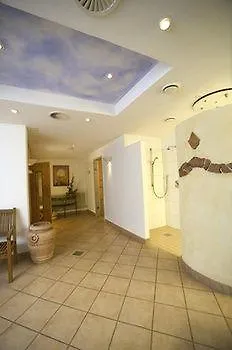 Wellnesshotel Rothfuss Mit Und 2 Schwimmbaedern Hotel 4*