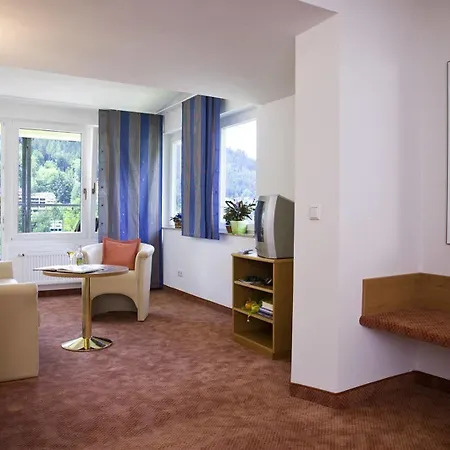 Wellnesshotel Rothfuss Mit Und 2 Schwimmbaedern Bad Wildbad