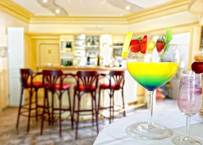 Wellnesshotel Rothfuss Mit Und 2 Schwimmbaedern מלון באד ווילבאד