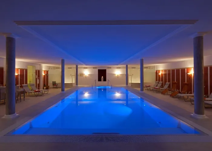 Wellnesshotel Rothfuss Mit Und 2 Schwimmbaedern מלון באד ווילבאד