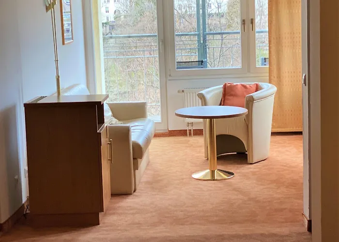 Wellnesshotel Rothfuss Mit Und 2 Schwimmbaedern 4*