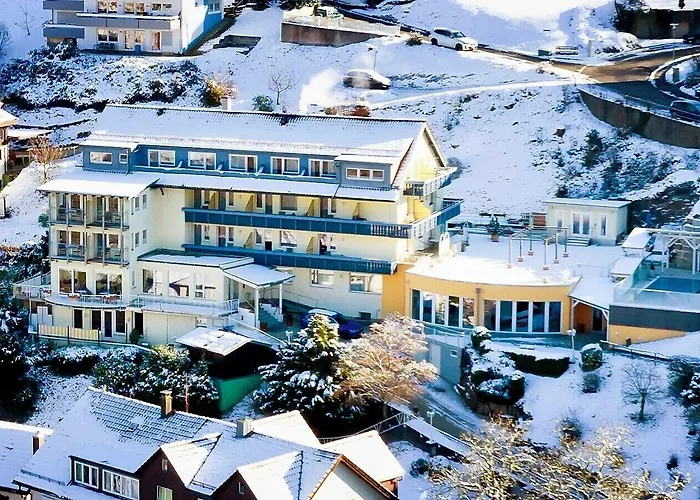 Wellnesshotel Rothfuss Mit Und 2 Schwimmbaedern