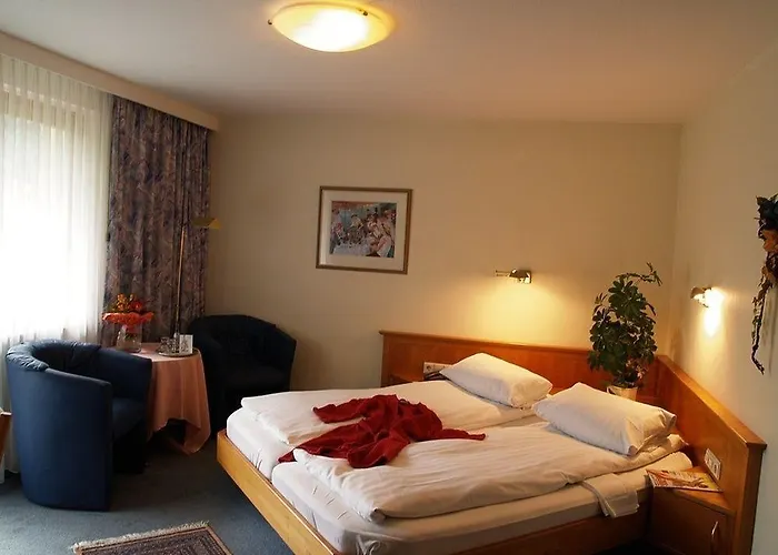 Wellnesshotel Rothfuss Mit Und 2 Schwimmbaedern מלון 4*
