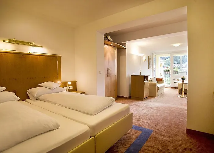 Wellnesshotel Rothfuss Mit Und 2 Schwimmbaedern 4* באד ווילבאד